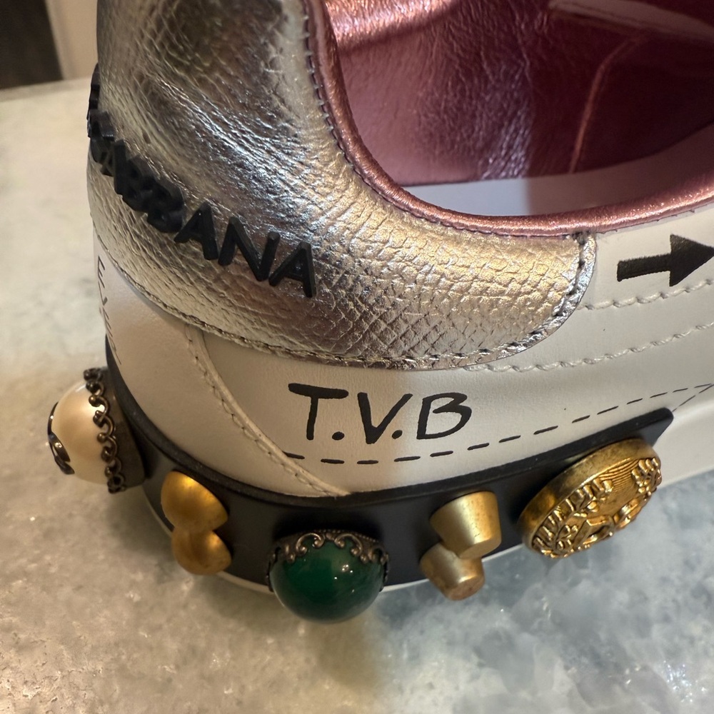Dolce & Gabbana White size 41.5 Sneakers with Black and Pink Details - Picture 12 of 16